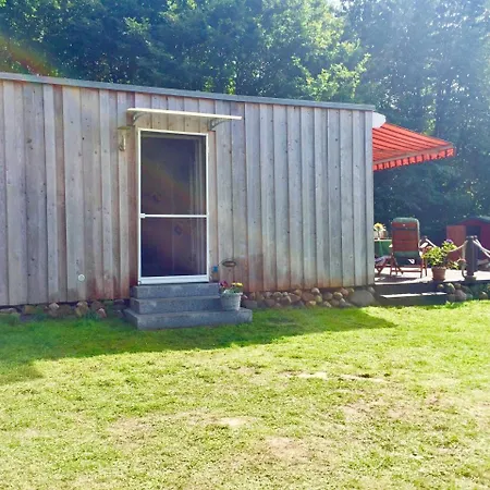 Bungalow Im Gruenen